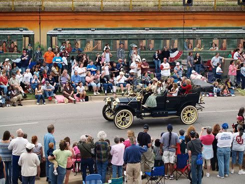 centennialparade_cars_01s-7784293