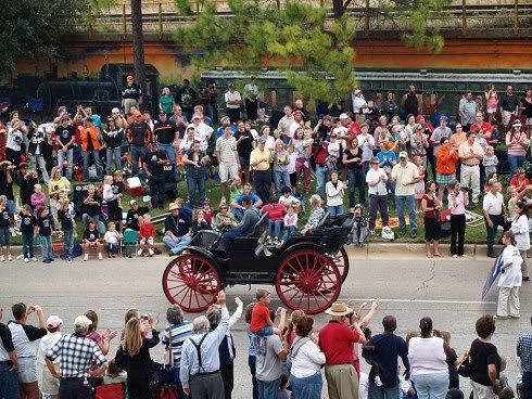 centennialparade_cars_03s-4896312