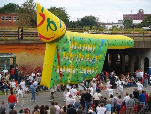 centennialparade_float03s-1654127