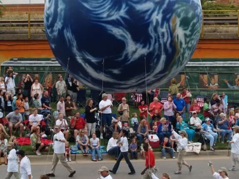 centennialparade_float08as-8581980