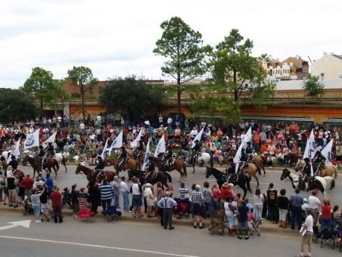 centennialparade_horses01s-4873260