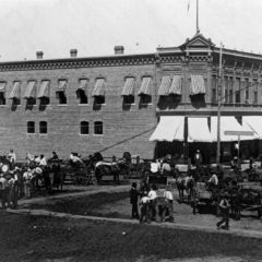 (CHS.2011.01.23) - Bassett Block, 100 W Main, c. 1900s