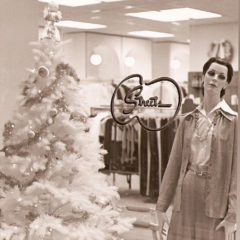 (FNB.2010.15.02) - Christmas Display, Streets Department Store, First National Center, 120 Park Ave, c. 1972