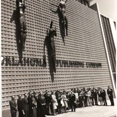 (HTC.2010.7.01) - Dedication of Statues, Oklahoma Publishing Company Office Building, North Side, Unit Block of NW 4, c. 14 April 1964