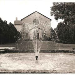 (HTC.2010.8.03) - St. Edward&#039;s Chapel, Casady School, 9500 N Pennsylvania
