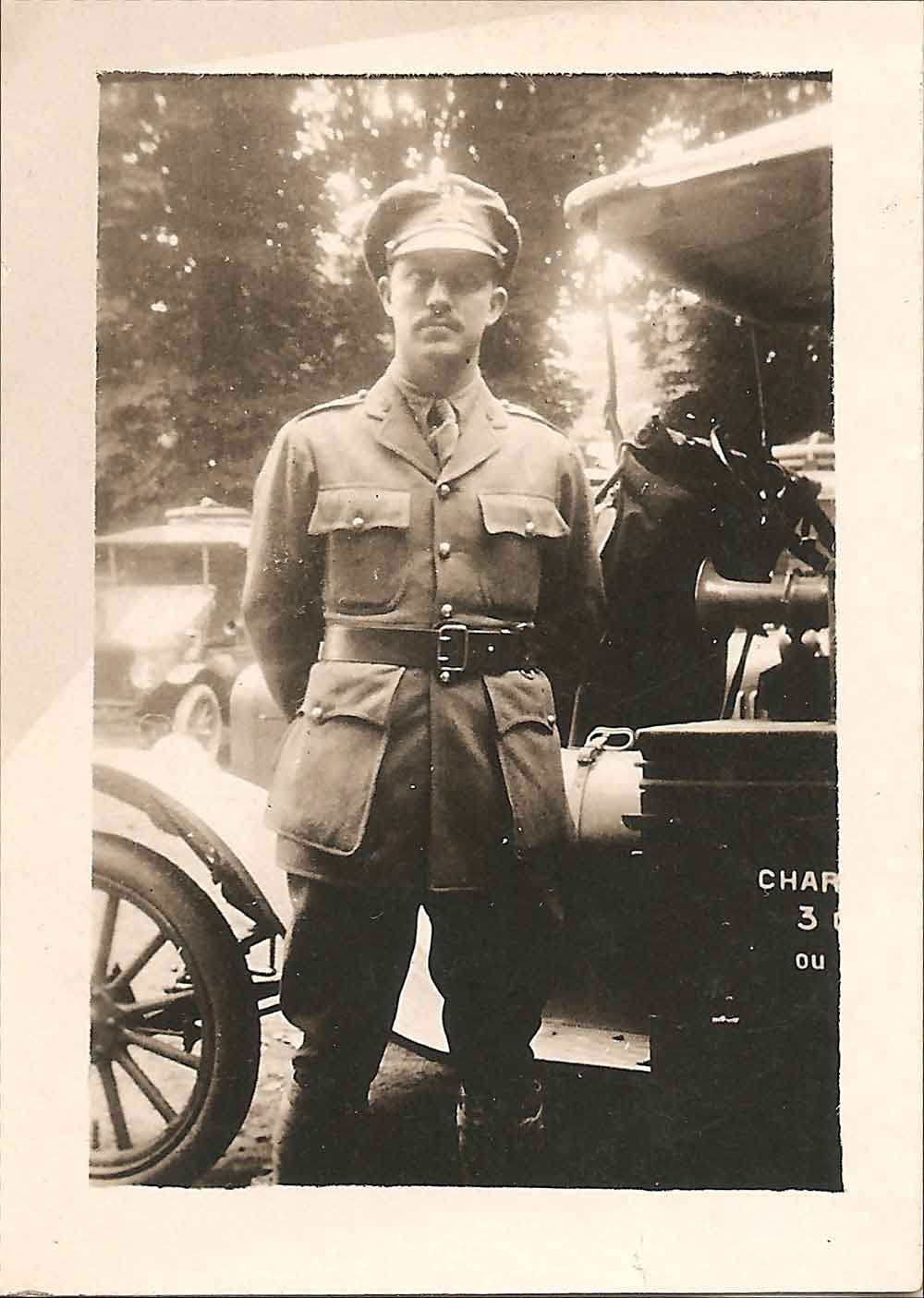 (HTC.2010.8.08) - Wilbur Edward Hightower, American Field Service Ambulance Corps, France, 1918