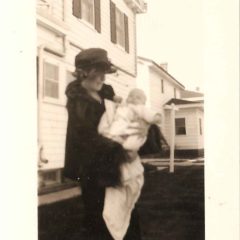 (HTC.2010.8.09) - Woman Holding Infant (possibly Ethelyn Hightower at 409 NW 21), c. 1920s