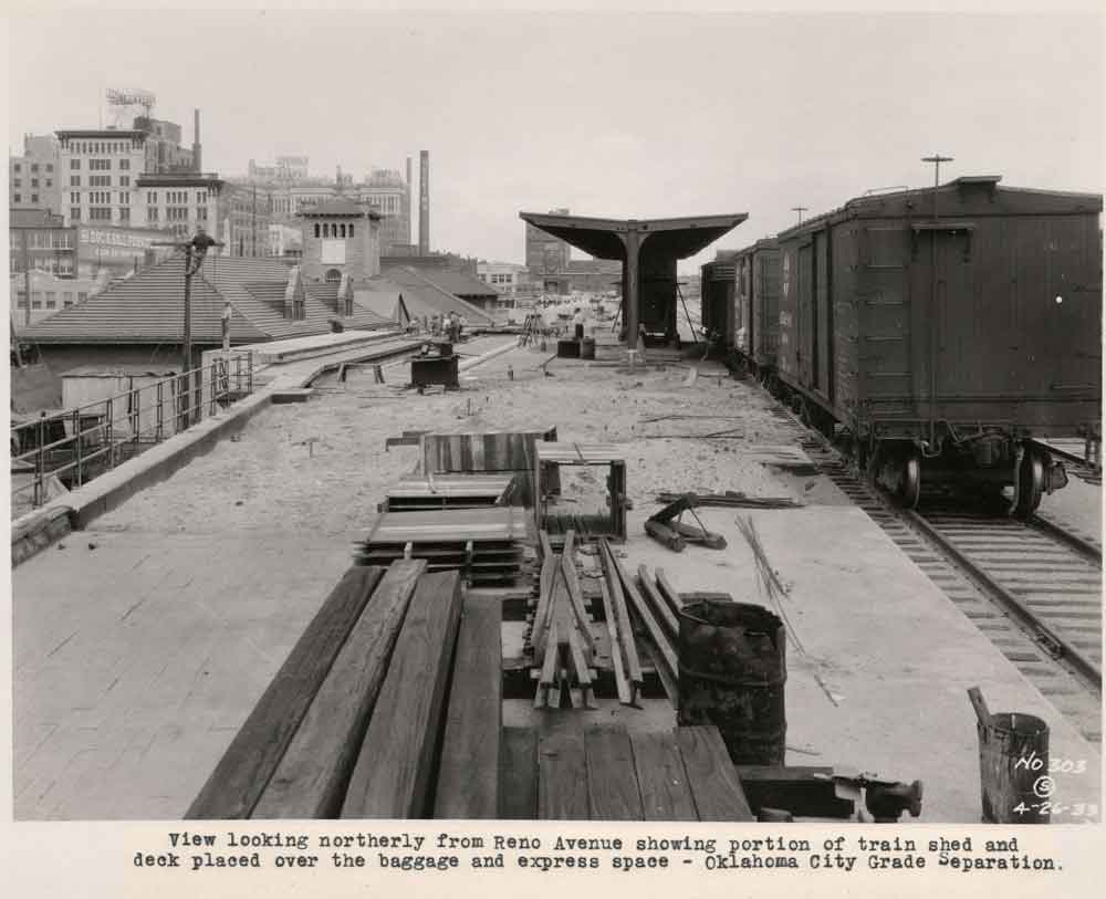 (JMSH.2011.1.115) - 303 - Looking N Reno Ave At Train Shed And Deck At Baggage And Express Space