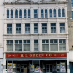 (KMC.2011.1.05) - H. L. Green Store, 224 W Main, c.1975