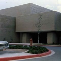 (KMC.2011.3.07) - Crossroads Mall Exterior, c.1975