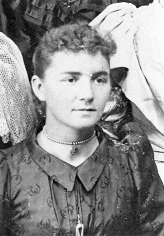 (CHS.2011.01.57) - Mary Couch, c. 1890s