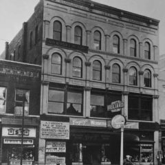 (OMC.2012.1.18) - Wooldridge-Maney Building, 124 W Main, c. 1900s