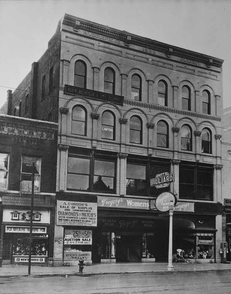 (OMC.2012.1.18) - Wooldridge-Maney Building, 124 W Main, c. 1900s