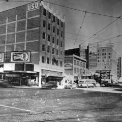 (OMC.2012.1.19) - View East on Main from Walker, c. 1940s