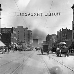 (CHS.2011.01.84) - View S on Broadway from NW 2, c. 1900s