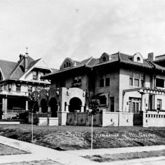 (CHS.2011.01.50) - Home of Harry L. Gerson, 601 NW 14, c. 1910s