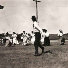 (RAC.2010.02.03) - Revelers at Memorial Park, c. 1910s