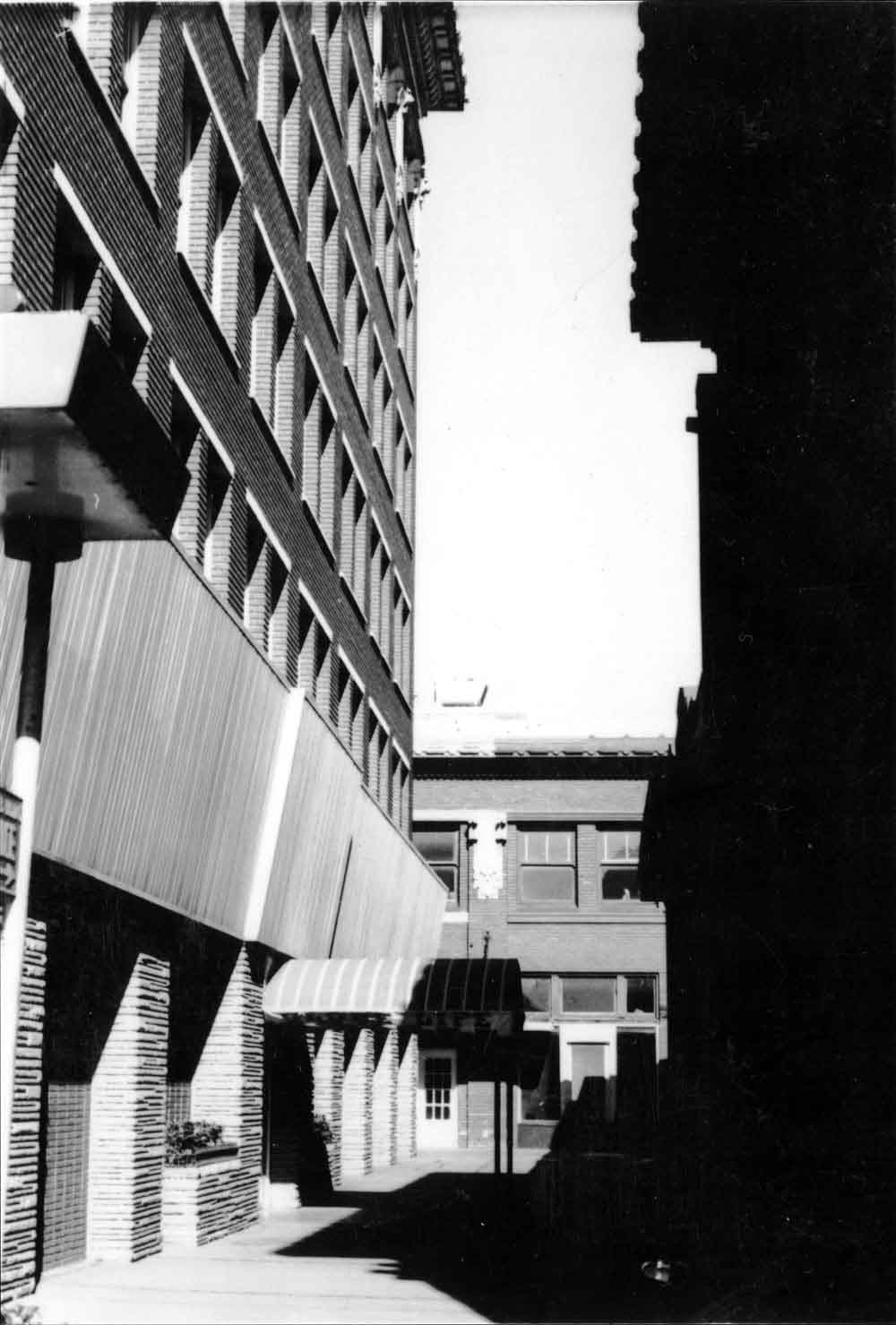 (RAC.2010.07.118) - Globe Life Building, 311 W Sheridan, View of East Side, c. 1968