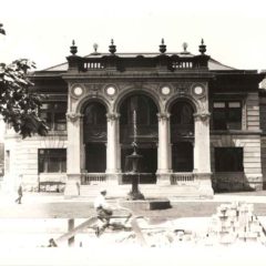 (RAC.2010.07.12) - Carnegie Library, 300 NW 3, c. late 1900s