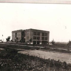 (RAC.2010.07.30) - Putnam Heights Elementary School, View West on NW 36, 1601 NW 36, c. 1909