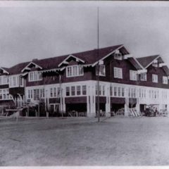 (RAC.2010.07.54) - Clubhouse, Oklahoma City Golf and Country Club, 4000 N Western, 1922