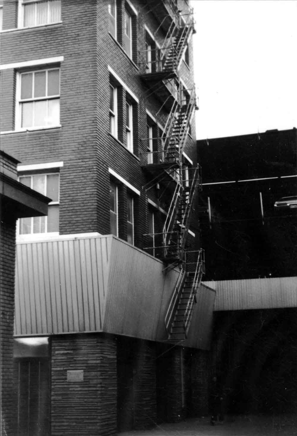 (RAC.2010.07.62) - Looking Up at Rear (North Side) of Globe Building, 311-17 W Sheridan, c. 1968