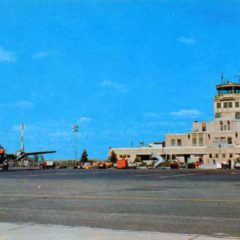 (RACp.2010.10.03) - Air Terminal, Will Rogers Field, c. 1950s