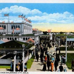(RACp.2010.12.23) - Crowd at State Fair, postmarked 30 Dec 1915