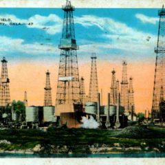 (RACp.2010.29.08) - Oklahoma City Oil Field, postmarked 13 Jun 1935