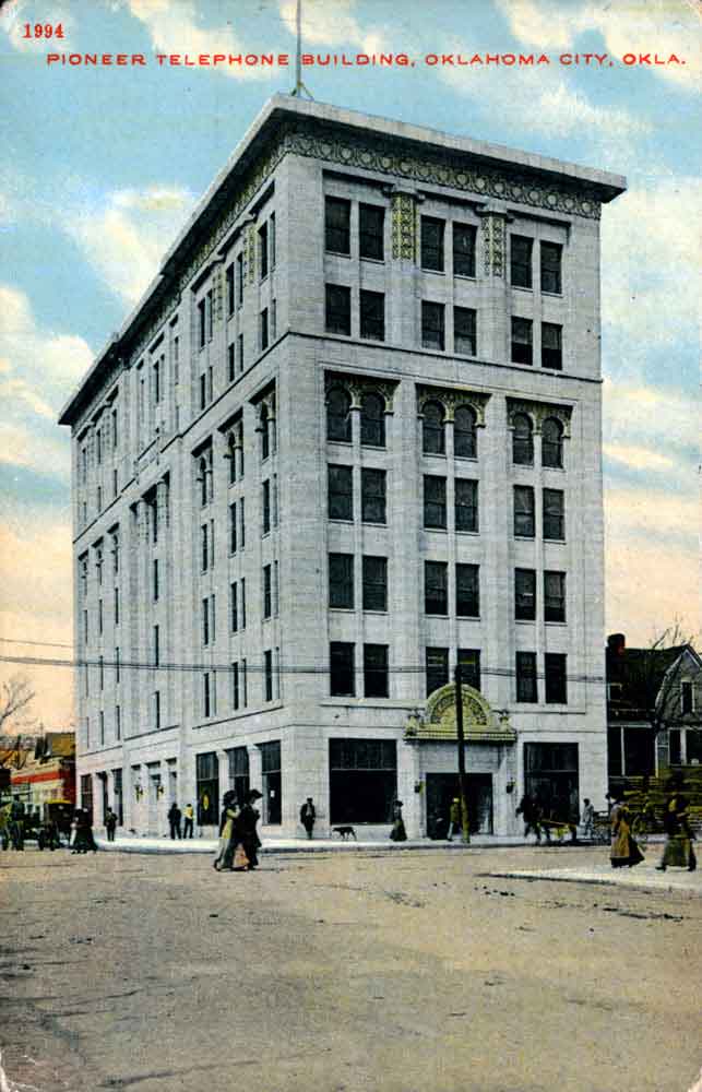 (RACp.2010.33.55) - Pioneer Telephone Building, 105 NW 3, c. 1907