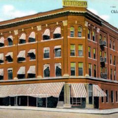 (RACp.2010.35.09) - Hotel Threadgill, 300 N Broadway, c. 1900s