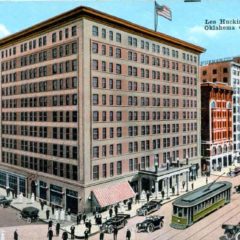 (RACp.2010.35.36) - Lee-Huckins Hotel, 22 N Broadway, postmarked 16 Aug 1920