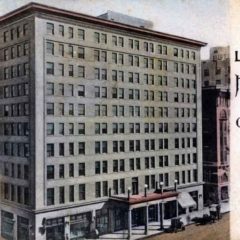 (RACp.2010.35.37) - Lee-Huckins Hotel, 22 N Broadway, postmarked 18 May 1910