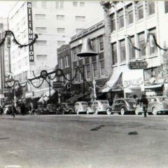(BLVD.2010.1.5) - North Side, 300 Block of Main Street, View West from Harvey, c. mid-1930s