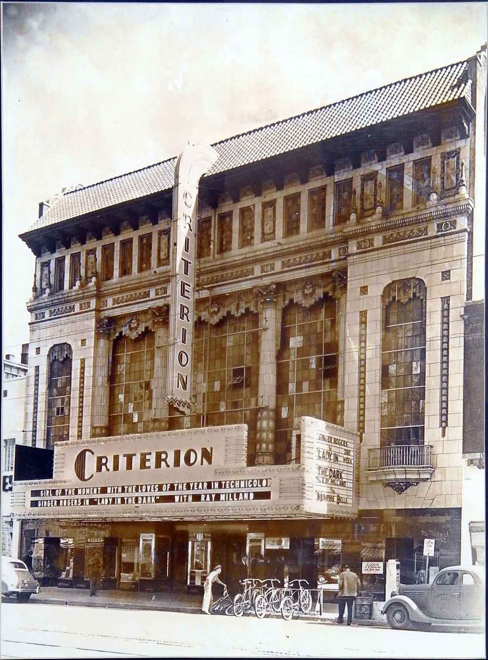 (BLVD.2010.1.12) - Criterion Theatre, 118 West Main, 1944