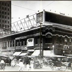 (BLVD.2010.1.17) - Empire Billiard Parlor and P & H Cigar Company, 200 West Main, ca. 1920