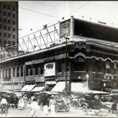 (BLVD.2010.1.17) - Empire Billiard Parlor and P &amp; H Cigar Company, 200 West Main, ca. 1920