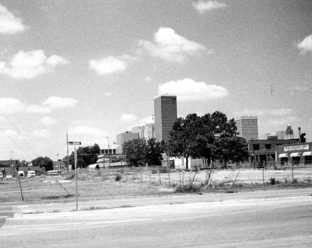 bricktown_collection_ads-currentcolorpics_group2_05_ballparklocation_fall94