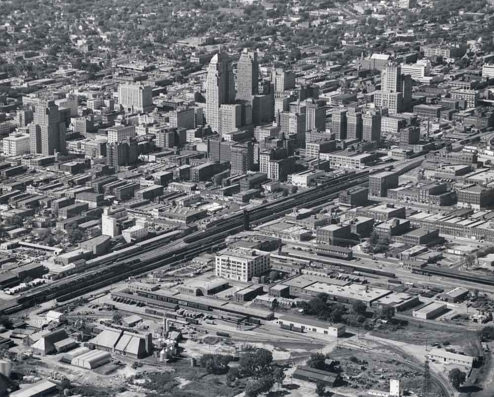 bricktown_collection_chamberpullman-city-at-santa-fe-station-1953_02