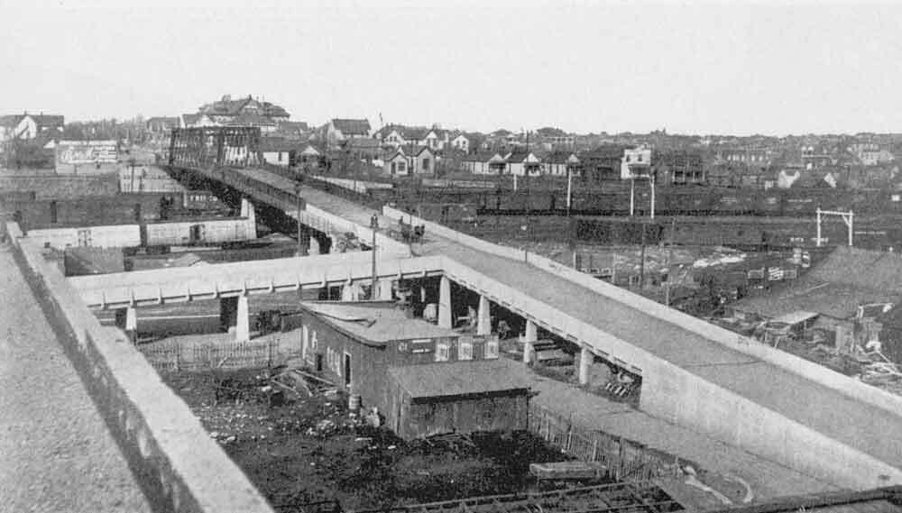 bricktown_collection_dean-1-28-08_griffith2_viaduct_1909